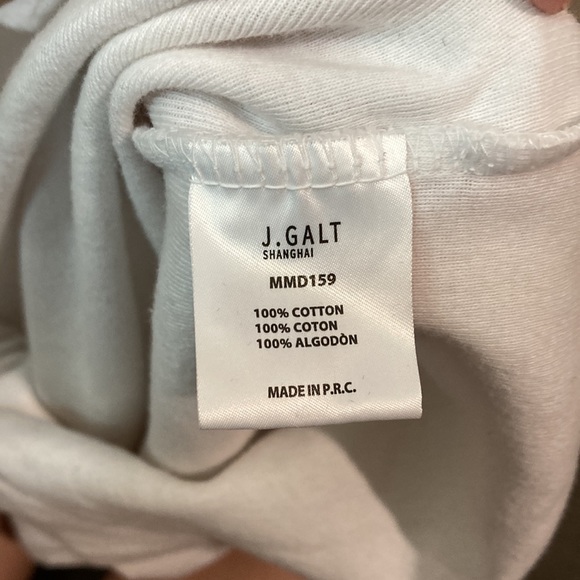 Brandy Melville Butterfly Tee - Picture 7 of 7